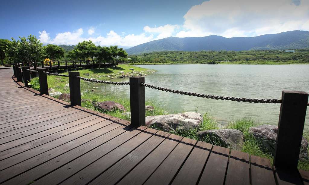 位於池上的景點大波池